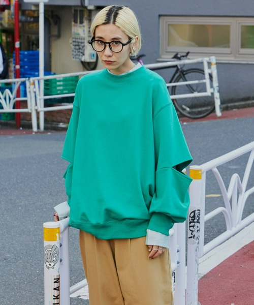 Auntie Rosa Holiday(アンティローザホリデー)の「TC裏毛スリットスリーブプルオーバー(スウェット・レディース・チャコールグレー/グリーン/ホワイト・FREE)」の6枚目の写真