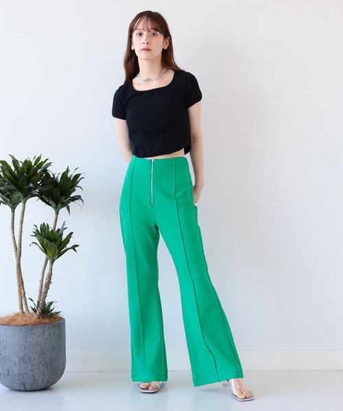 Ray BEAMS（レイビームス）の「Ray BEAMS / タイト クロップド Tシャツ（Tシャツ/カットソー・レディース・ブラック/ラベンダー/ホワイト・ONE SIZE）」の4枚目の写真