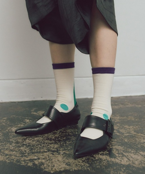 manana suerte（マニャーナスエルテ）の「カラーブロックソックス（ソックス/靴下・レディース・ブラック/オフホワイト/グレー・FREE）」の8枚目の写真