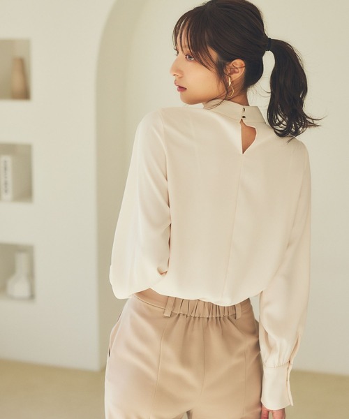 Andemiu（アンデミュウ）の「タックブラウス186514（シャツ/ブラウス・レディース・グリーン/アイボリー/ラベンダー・FREE）」の7枚目の写真