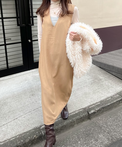 Lamoa(ラモア)の「Lamoa/Vネック ジャンパースカート(ワンピース・レディース・ブラック/グレー/ベージュ・MEDIUM/LARGE)」の20枚目の写真