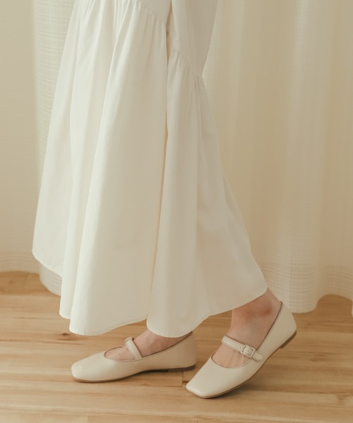 SENSE OF PLACE by URBAN RESEARCH（センスオブプレイスバイアーバンリサーチ）の「メリージェーンシューズ（バレエシューズ・レディース・ブラック/アイボリー・SMALL/MEDIUM/LARGE）」の4枚目の写真