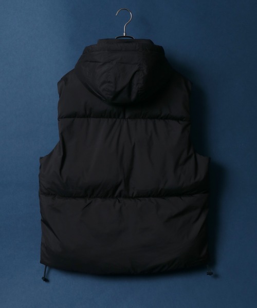 ANPAS（アンパス）の「2WAY Fly Front Oversize Eco Down Vest/別注 2WAY 比翼仕立て オーバーサイズ エコダウンベスト（ダウンベスト・メンズ・チャコールグレー/ブラック/オフホワイト・M/L）」の16枚目の写真
