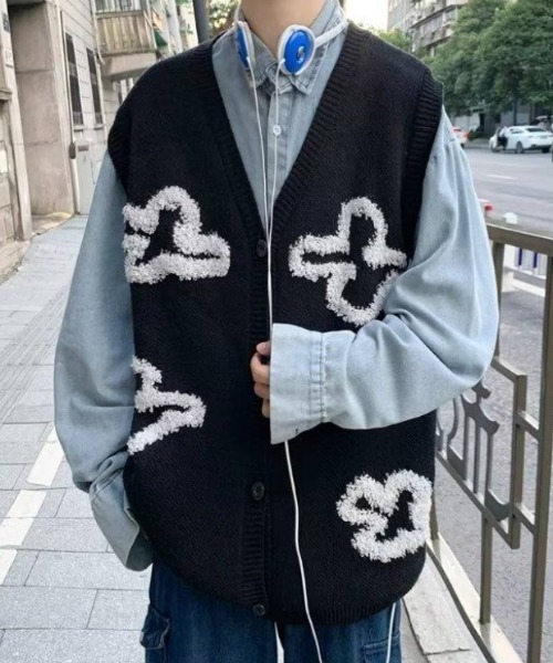 MGV(エムジーヴィー)の「Vネックニットベスト(ベスト・メンズ・ブラック・MEDIUM/X-LARGE/LARGE)」の5枚目の写真