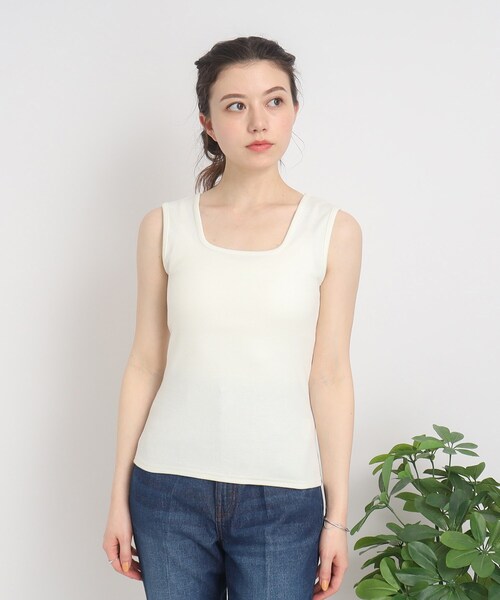 Cutie Blonde（キューティーブロンド）の「◆【旬のレイヤードコーデのお供に】スクエアネック タンクトップ（タンクトップ・レディース・ブラック/ホワイト系・01/02/03）」の19枚目の写真