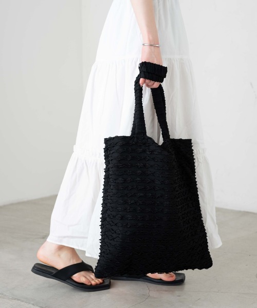 WEGO（ウィゴー）の「WEGO/カットフリルトートバッグ（トートバッグ・レディース・ホワイト/ブラック/ブルー・FREE）」の4枚目の写真