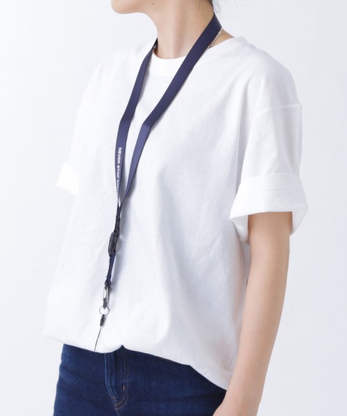 THE NORTH FACE(ザノースフェイス)の「NORTH FACE TNF Lanyard NN32120(その他小物・メンズ・ネイビー/イエロー/ピンク/オリーブ/ベージュ/ブラック・FREE)」の5枚目の写真