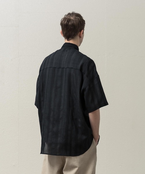 SLICK(スリック)の「ストライプリノクロスドロップショルダーシャツ(シャツ/ブラウス・メンズ・ブラック/オフホワイト・1/2/3)」の8枚目の写真