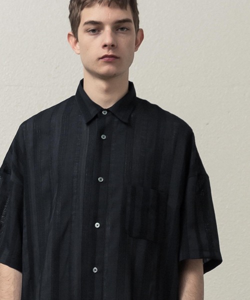 SLICK(スリック)の「ストライプリノクロスドロップショルダーシャツ(シャツ/ブラウス・メンズ・ブラック/オフホワイト・1/2/3)」の16枚目の写真