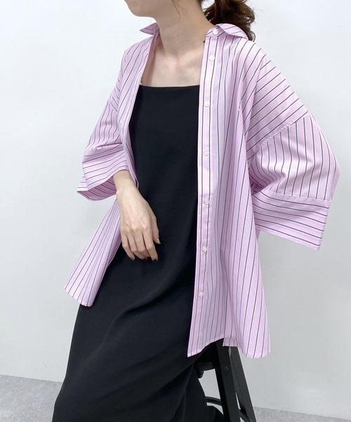 LEPSIM(レプシィム)の「刺繍ストライプBIGシャツ 906292(シャツ/ブラウス・レディース・ブルー/ピンク/グリーン/オレンジ/ネイビー・FREE)」の4枚目の写真