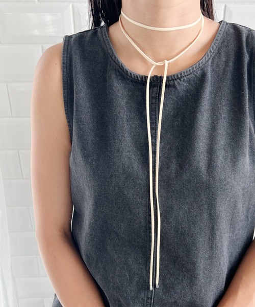 iso（イソ）の「フェイクスウェード コードチョーカー（チョーカー・レディース・シルバー/ブラウン/アイボリー・FREE）」の18枚目の写真