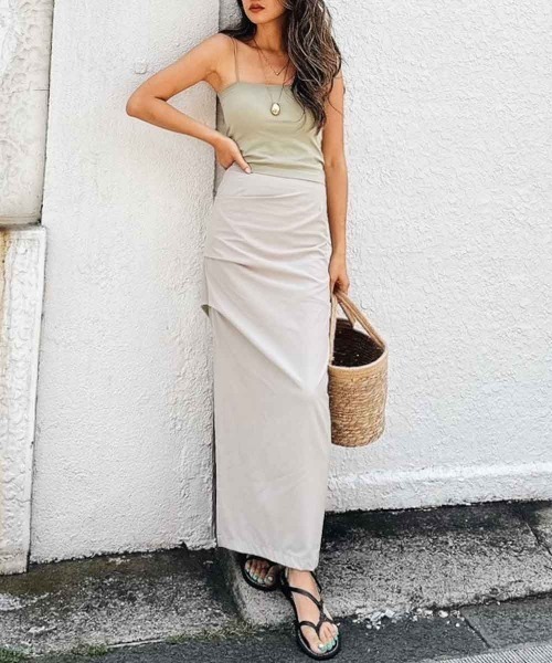 esutoreja(エストレジャ)の「シンプルカップキャミ(キャミソール・レディース・ホワイト/ブラウン/カーキ/ブラック・FREE)」の8枚目の写真