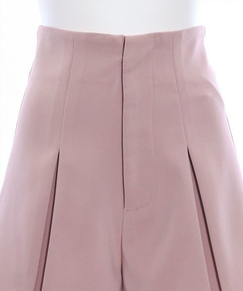 clear(クリア)の「タックハイウエストショートパンツ≪2024SS≫(その他パンツ・レディース・ベージュ/ピンクベージュ/ブラック/アイボリー・S/M)」の8枚目の写真