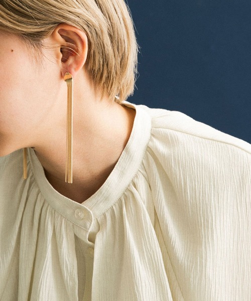 KBF（ケイビーエフ）の「ロングチェーンピアス（ピアス（両耳用）・レディース・シルバー/ゴールド・ONE）」の3枚目の写真