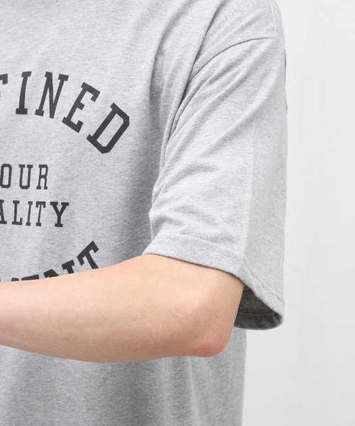 B.C STOCK（ベーセーストック）の「カレッジロゴ Tシャツ ”REFINED GARMENT”（Tシャツ/カットソー・メンズ・ブルー系その他/ホワイト/チャコールグレー/ベージュ・MEDIUM/LARGE）」の11枚目の写真