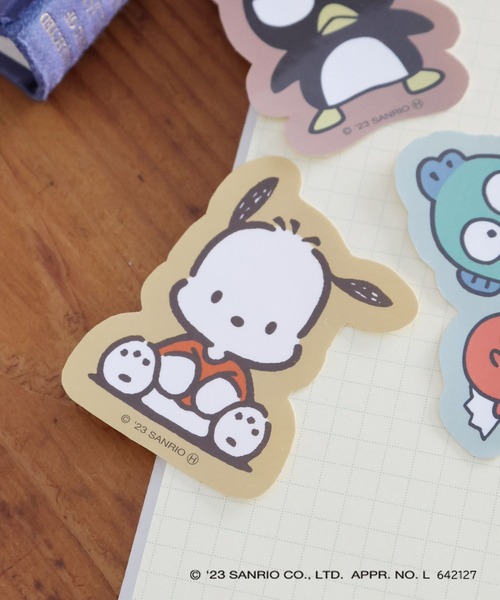 LEPSIM(レプシィム)の「【サンリオキャラクターズ】ステッカー 907724(ステッカー/テープ・レディース・ライトパープル/オレンジ/イエロー/ブルー/グリーン/グレー/アイボリー・ONE SIZE)」の6枚目の写真
