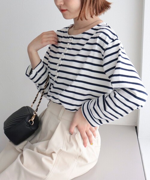 fredy emue（フレディエミュ）の「ボーダーパール釦ヘンリープルオーバー（Tシャツ/カットソー・レディース・ブラック系その他/ブルー系その他/レッド系その他・38）」の9枚目の写真