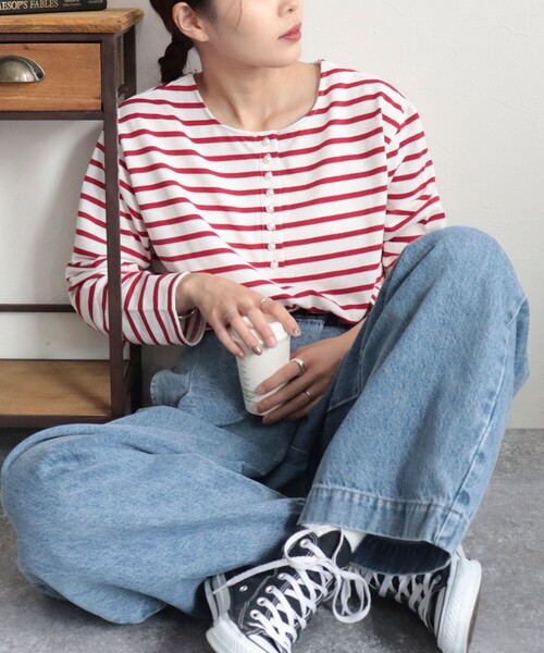 fredy emue（フレディエミュ）の「ボーダーパール釦ヘンリープルオーバー（Tシャツ/カットソー・レディース・ブラック系その他/ブルー系その他/レッド系その他・38）」の6枚目の写真