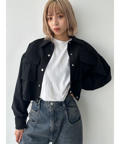 EMODA（エモダ）の「ドロストリングクロップシャツ（シャツ/ブラウス・レディース・その他/カーキ/アイボリー/ブラック・FREE）」の2枚目の写真