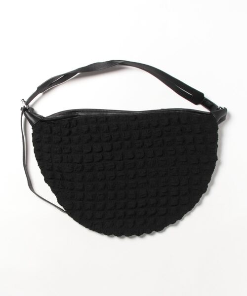 florist（フローリスト）の「【2WAY】レザーショルダー×ぽこぽこポップコーンのハーフムーンバッグ/メッセンジャーバッグ/ショルダーバッグ（メッセンジャーバッグ・レディース・ブラック/オフホワイト/グリーン・FREE）」の14枚目の写真