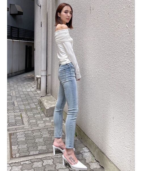 GYDA（ジェイダ）の「ソフトタッチ タイトトップス（Tシャツ/カットソー・レディース・オフホワイト/ブラック・FREE）」の6枚目の写真