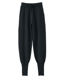 テーパードニットパンツ