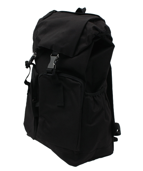 DISCOAT（ディスコート）の「【Discoat】フラップ金具リュック（バックパック/リュック・レディース・ブラック/ホワイト/グレー・ﾌﾘ-）」の7枚目の写真