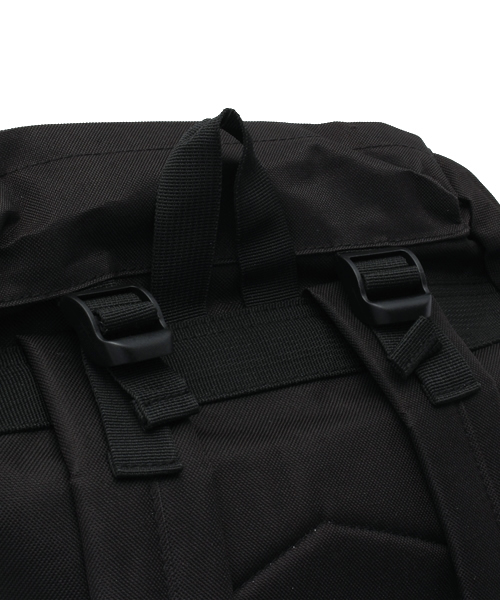DISCOAT（ディスコート）の「【Discoat】フラップ金具リュック（バックパック/リュック・レディース・ブラック/ホワイト/グレー・ﾌﾘ-）」の16枚目の写真