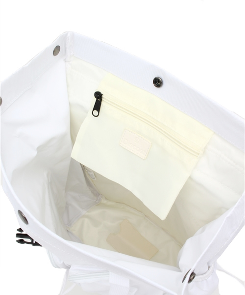 DISCOAT（ディスコート）の「【Discoat】フラップ金具リュック（バックパック/リュック・レディース・ブラック/ホワイト/グレー・ﾌﾘ-）」の5枚目の写真