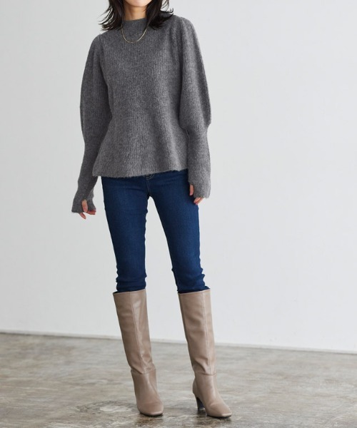 Pierrot（ピエロ）の「ふんわりウォッシャブルサムホールペプラムニット（ニット/セーター・レディース・ブラック/オフホワイト/チャコール/ベージュ/ネイビー・M/L）」の17枚目の写真