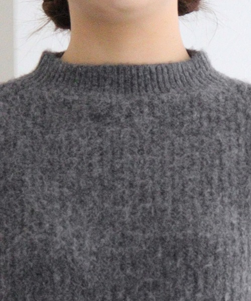 Pierrot（ピエロ）の「ふんわりウォッシャブルサムホールペプラムニット（ニット/セーター・レディース・ブラック/オフホワイト/チャコール/ベージュ/ネイビー・M/L）」の13枚目の写真