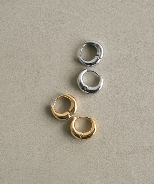 GOLDY(ゴールディ)の「【GOLDY】アレルギー対応 タイニー フープ ワンタッチ ステンレス ピアス / 1230601(ピアス(両耳用)・レディース・シルバー/ゴールド・FREE)」の4枚目の写真