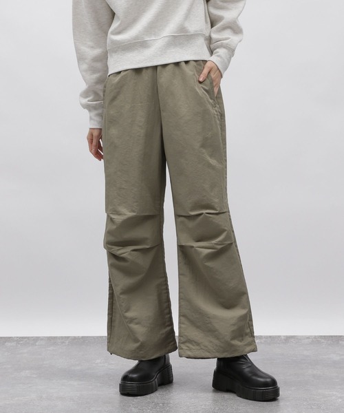 LAKOLE（ラコレ）の「パラシュートパンツ / 988016（その他パンツ・レディース・カーキ/ブラック・SMALL/MEDIUM）」の12枚目の写真