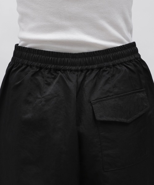 LAKOLE（ラコレ）の「パラシュートパンツ / 988016（その他パンツ・レディース・カーキ/ブラック・SMALL/MEDIUM）」の22枚目の写真