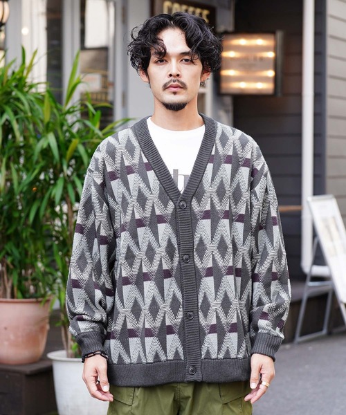 jiggys shop（ジギーズショップ）の「ジオメトリック ニットカーディガン（カーディガン/ボレロ・メンズ・チャコールグレー/ブラウン/ブラック・MEDIUM/LARGE/X-LARGE）」の14枚目の写真