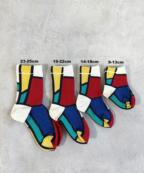 MARKEY'S(マーキーズ)の「クルーソックス/パレット(23~25cm)(ソックス/靴下・レディース・オフホワイト/ピンク・L)」の3枚目の写真
