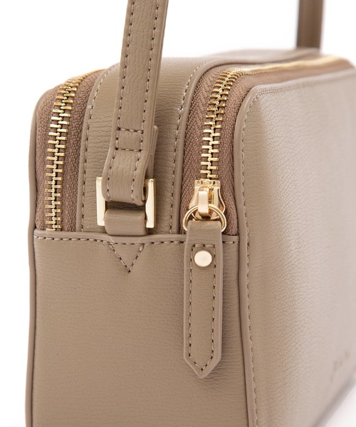 Jewelna Rose(ジュエルナローズ)の「ロナ ショルダーバッグ 11938(ショルダーバッグ・レディース・ブラック/グリーン系その他/アイボリー/グレイッシュベージュ/ホワイト/テラコッタ/ライトグレー/ライトブルー・FREE)」の19枚目の写真