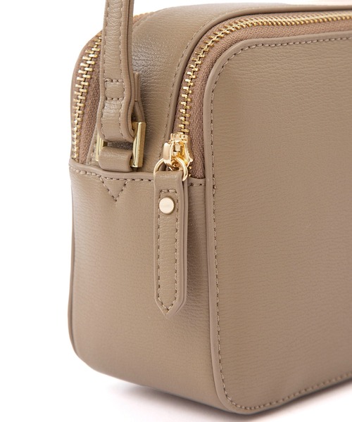 Jewelna Rose(ジュエルナローズ)の「ロナ ショルダーバッグ 11938(ショルダーバッグ・レディース・ブラック/グリーン系その他/アイボリー/グレイッシュベージュ/ホワイト/テラコッタ/ライトグレー/ライトブルー・FREE)」の20枚目の写真