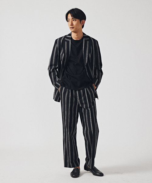 EDIFICE（エディフィス）の「16ゲージ シルクミックス プレーティングニットTシャツ（ニット/セーター・メンズ・ブラック/ホワイト・MEDIUM/LARGE）」の3枚目の写真