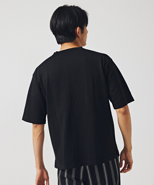 EDIFICE（エディフィス）の「16ゲージ シルクミックス プレーティングニットTシャツ（ニット/セーター・メンズ・ブラック/ホワイト・MEDIUM/LARGE）」の8枚目の写真