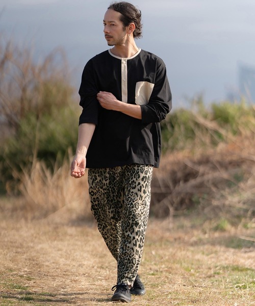 CAMBIO(カンビオ)の「mp12068- Leopard Print Sweat Balloon Pants バルーンパンツ(その他パンツ・メンズ・オリーブ/ベージュ/チャコール・S/M/L)」の6枚目の写真