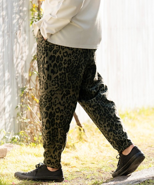 CAMBIO(カンビオ)の「mp12068- Leopard Print Sweat Balloon Pants バルーンパンツ(その他パンツ・メンズ・オリーブ/ベージュ/チャコール・S/M/L)」の9枚目の写真