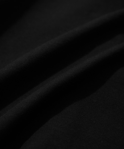 SALON adam et rope'（サロン アダム エ ロペ）の「【WEB限定】フォルムスリーブクルーネックTシャツ【接触冷感・UVケア】（Tシャツ/カットソー・レディース・ブラック/ブルー系その他4/ブラウン系その他2/ホワイト/チャコールグレー/ホワイト系その他2・FREE）」の16枚目の写真