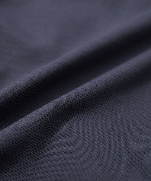 SALON adam et rope'（サロン アダム エ ロペ）の「【WEB限定】フォルムスリーブクルーネックTシャツ【接触冷感・UVケア】（Tシャツ/カットソー・レディース・ブラック/ブルー系その他4/ブラウン系その他2/ホワイト/チャコールグレー/ホワイト系その他2・FREE）」の9枚目の写真