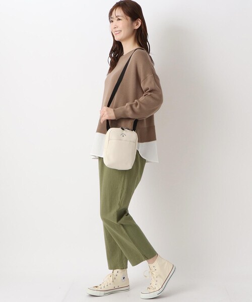 one'sterrace（ワンズテラス）の「CONVERSE サークルミニショルダー（ショルダーバッグ・レディース・グレー系4/ブラック系8/ホワイト系9・99）」の11枚目の写真