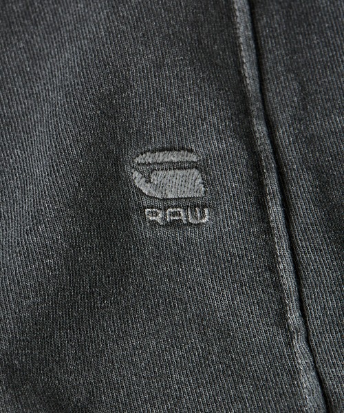 G-STAR（ジースター）の「OVERDYED DESTROYED BOXY T-SHIRT/オーバーダイダメージT/オーバーサイズ（Tシャツ/カットソー・メンズ・ダークグレー/レッド系その他・LARGE/MEDIUM/SMALL/X-LARGE/X-SMALL）」の3枚目の写真