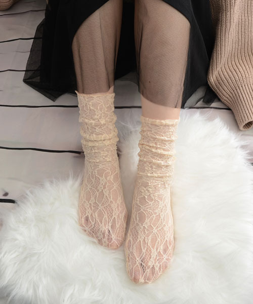 Mayree（メイリー）の「【float】レース フラワー クルー丈 ソックス（ソックス/靴下・レディース・アイボリー/ブラック/ホワイト・FREE）」の22枚目の写真