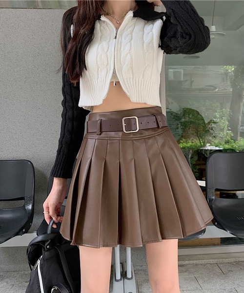 NANEA(ナネア)の「ベルト付きプリーツミニスカート インナーパンツ付き(スカート・レディース・ブラック/ブラウン・SMALL/MEDIUM/LARGE/X-LARGE)」の16枚目の写真
