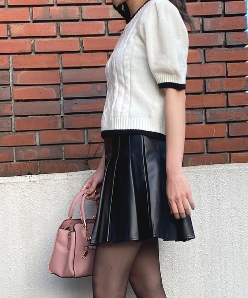 NANEA(ナネア)の「ベルト付きプリーツミニスカート インナーパンツ付き(スカート・レディース・ブラック/ブラウン・SMALL/MEDIUM/LARGE/X-LARGE)」の11枚目の写真