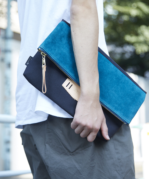 AS2OV(アッソブ)の「【AS2OV】CLUCH BAG(クラッチバッグ・メンズ・ホワイト/ブラック/ネイビー/グレー/バーガンディー・FREE)」の1枚目の写真